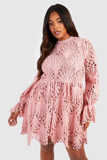 Womens Plus Flared Sleeve Lace Skater Dress - Pink - 16, Pink