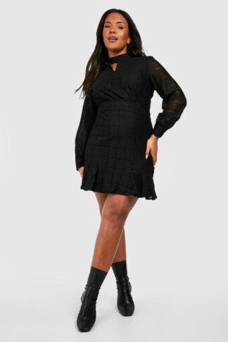 Womens Plus Crochet Lace Keyhole Ruffle Skater Dress - Black - 28, Black