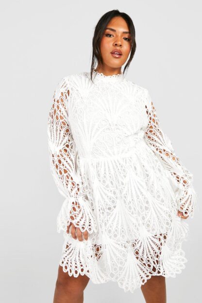 Womens Plus Flared Sleeve Lace Skater Dress - White - 26, White
